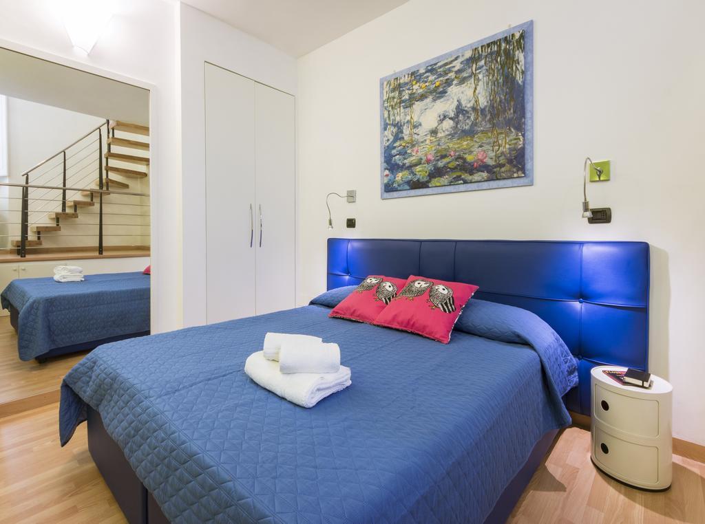 Brunelleschi Apartment Флоренция Стая снимка